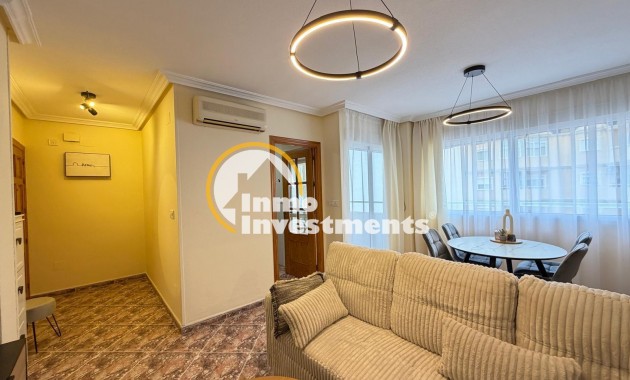 Resale - Apartment - Torrevieja - Playa de Los Locos