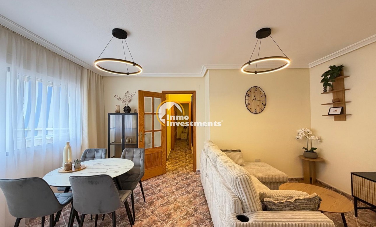 Resale - Apartment - Torrevieja - Playa de Los Locos
