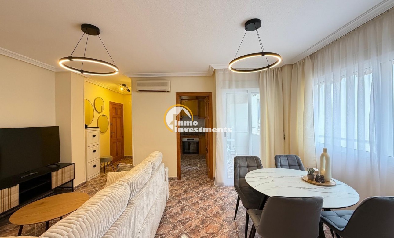 Resale - Apartment - Torrevieja - Playa de Los Locos