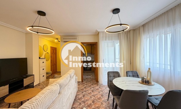 Resale - Apartment - Torrevieja - Playa de Los Locos