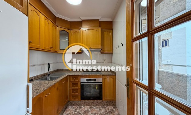 Resale - Apartment - Torrevieja - Playa de Los Locos