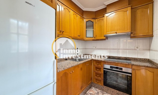 Resale - Apartment - Torrevieja - Playa de Los Locos