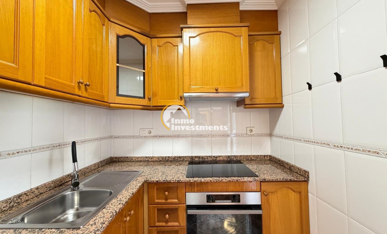 Resale - Apartment - Torrevieja - Playa de Los Locos