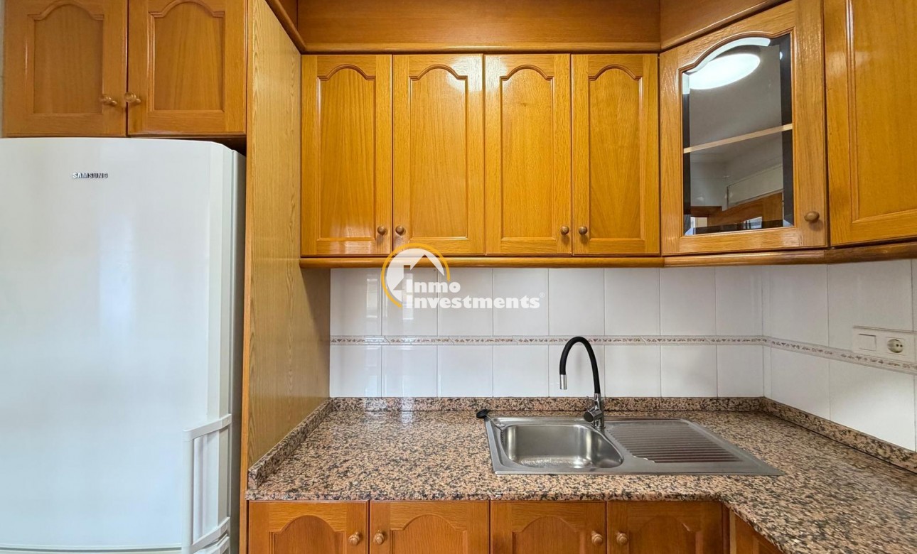 Resale - Apartment - Torrevieja - Playa de Los Locos