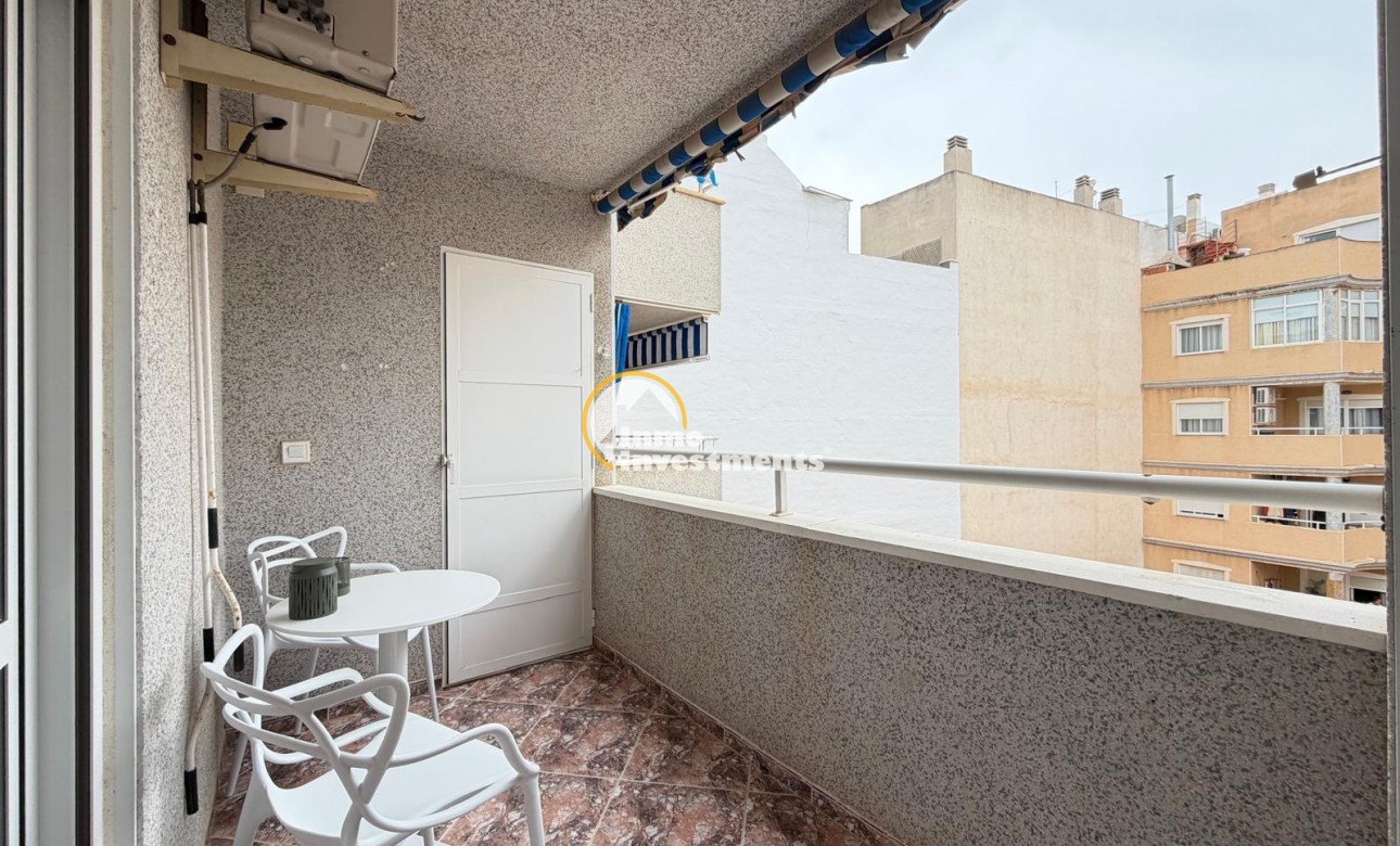Resale - Apartment - Torrevieja - Playa de Los Locos
