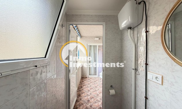Resale - Apartment - Torrevieja - Playa de Los Locos