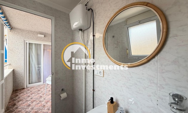 Resale - Apartment - Torrevieja - Playa de Los Locos