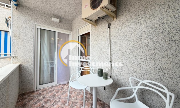 Resale - Apartment - Torrevieja - Playa de Los Locos