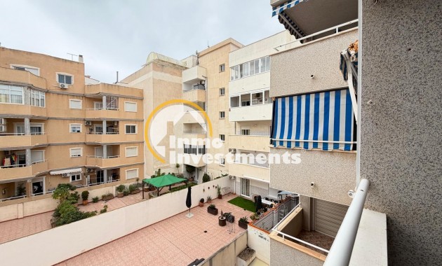 Resale - Apartment - Torrevieja - Playa de Los Locos