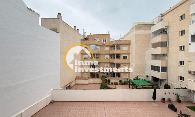 Resale - Apartment - Torrevieja - Playa de Los Locos