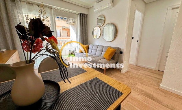 Reventa - Apartamento - Torrevieja - Playa del Cura