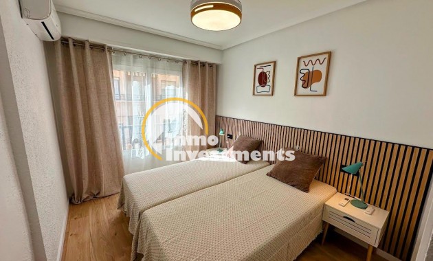 Reventa - Apartamento - Torrevieja - Playa del Cura