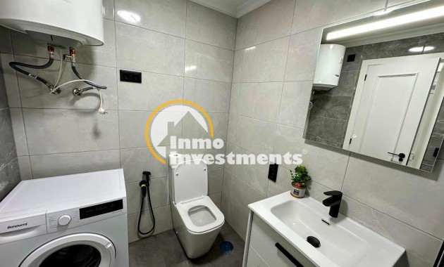 Reventa - Apartamento - Torrevieja - Playa del Cura