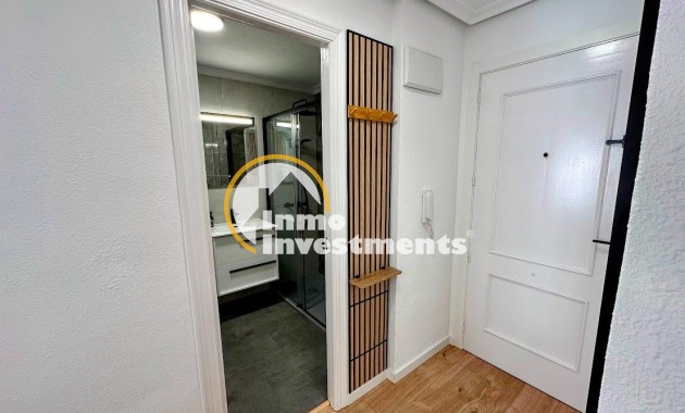 Reventa - Apartamento - Torrevieja - Playa del Cura