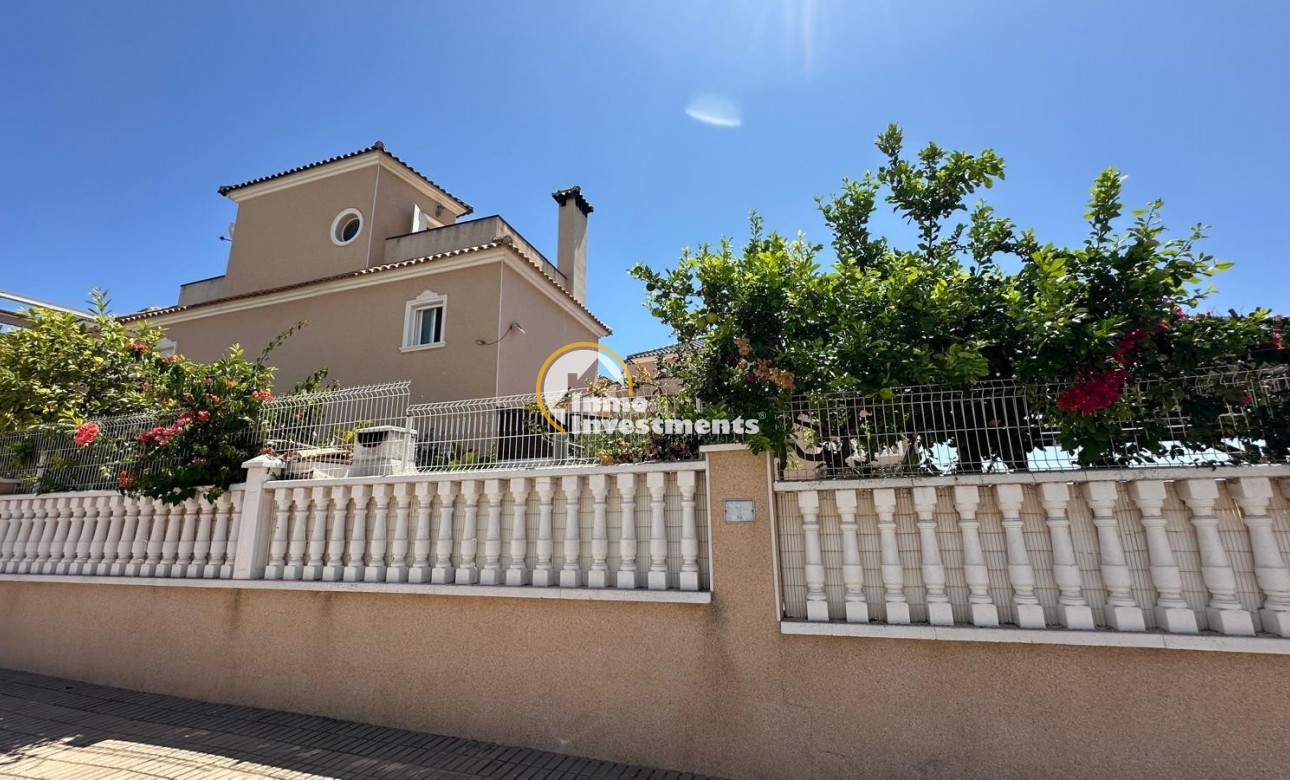Reventa - Chalet independiente - Orihuela Costa - La Regia