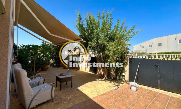 Reventa - Chalet independiente - Orihuela Costa - La Regia