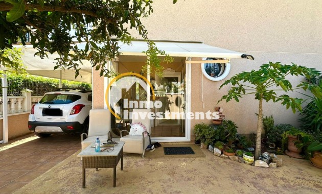 Reventa - Chalet independiente - Orihuela Costa - La Regia