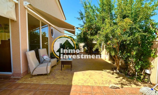 Reventa - Chalet independiente - Orihuela Costa - La Regia