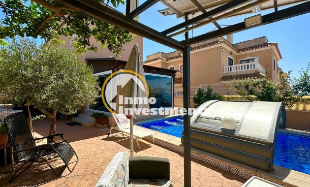 Reventa - Chalet independiente - Orihuela Costa - La Regia