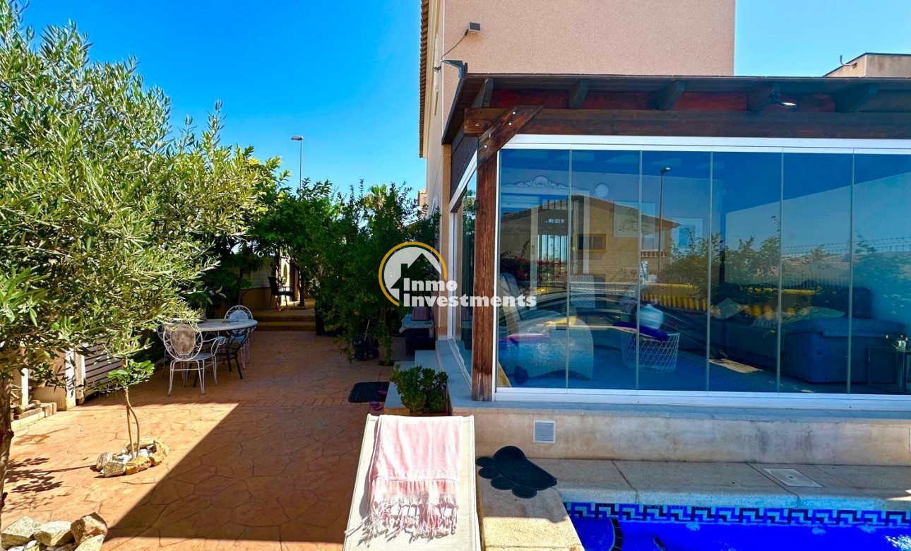 Reventa - Chalet independiente - Orihuela Costa - La Regia