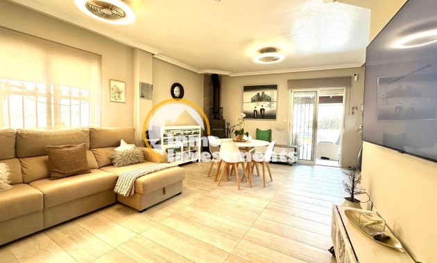 Reventa - Chalet independiente - Orihuela Costa - La Regia