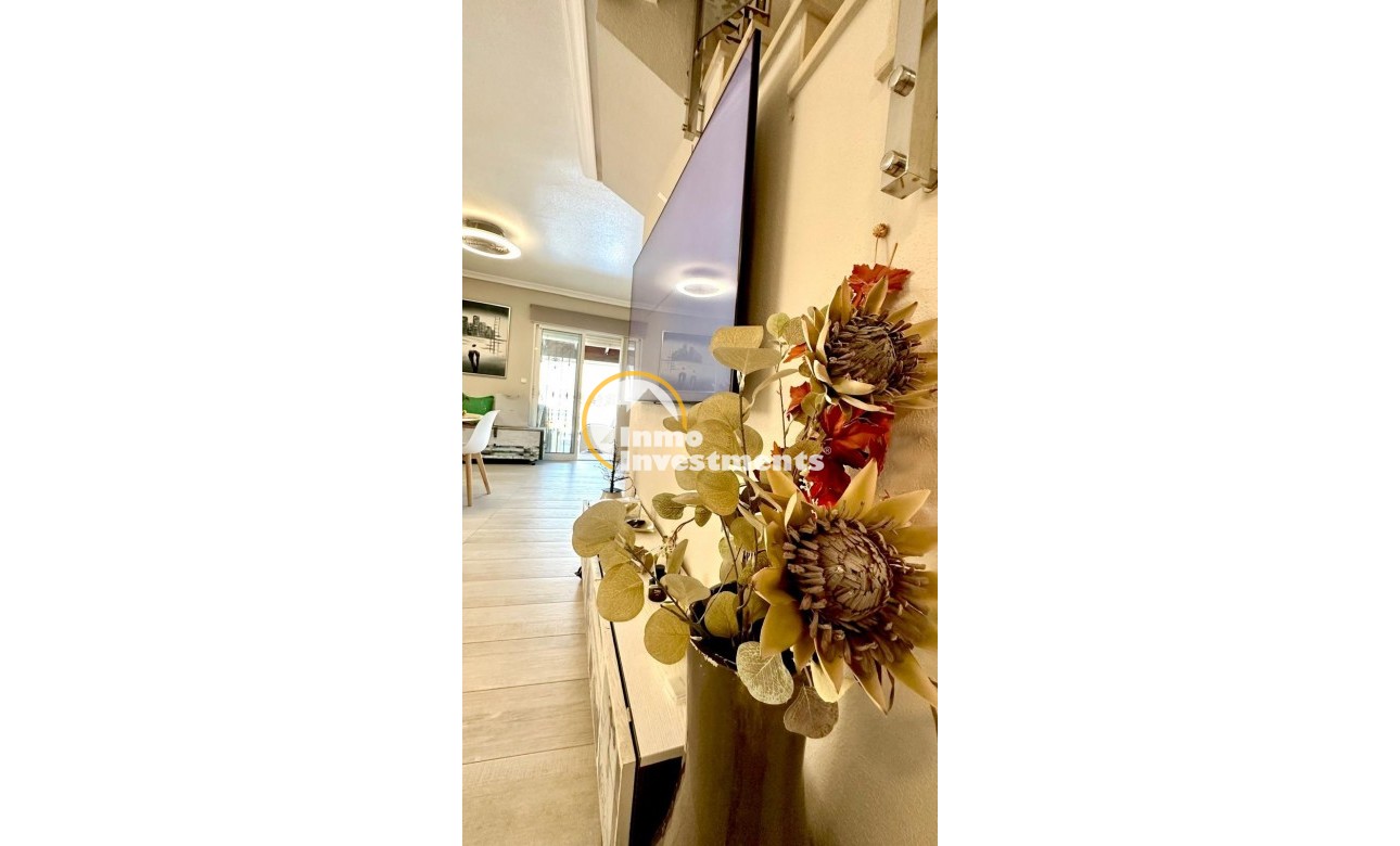 Reventa - Chalet independiente - Orihuela Costa - La Regia