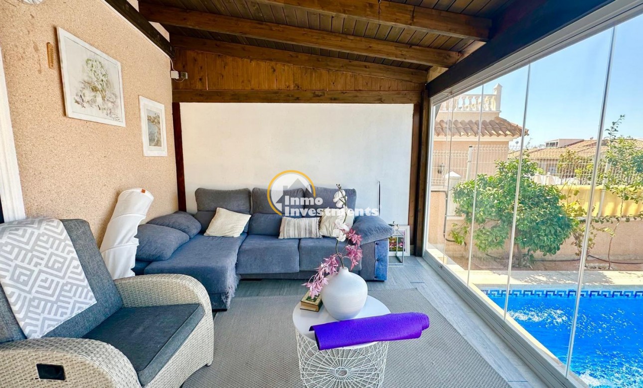 Reventa - Chalet independiente - Orihuela Costa - La Regia