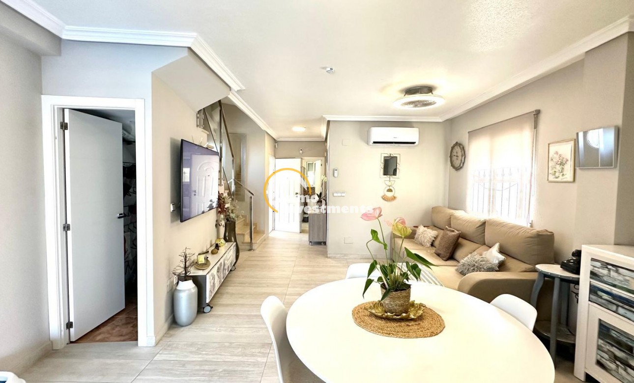 Reventa - Chalet independiente - Orihuela Costa - La Regia