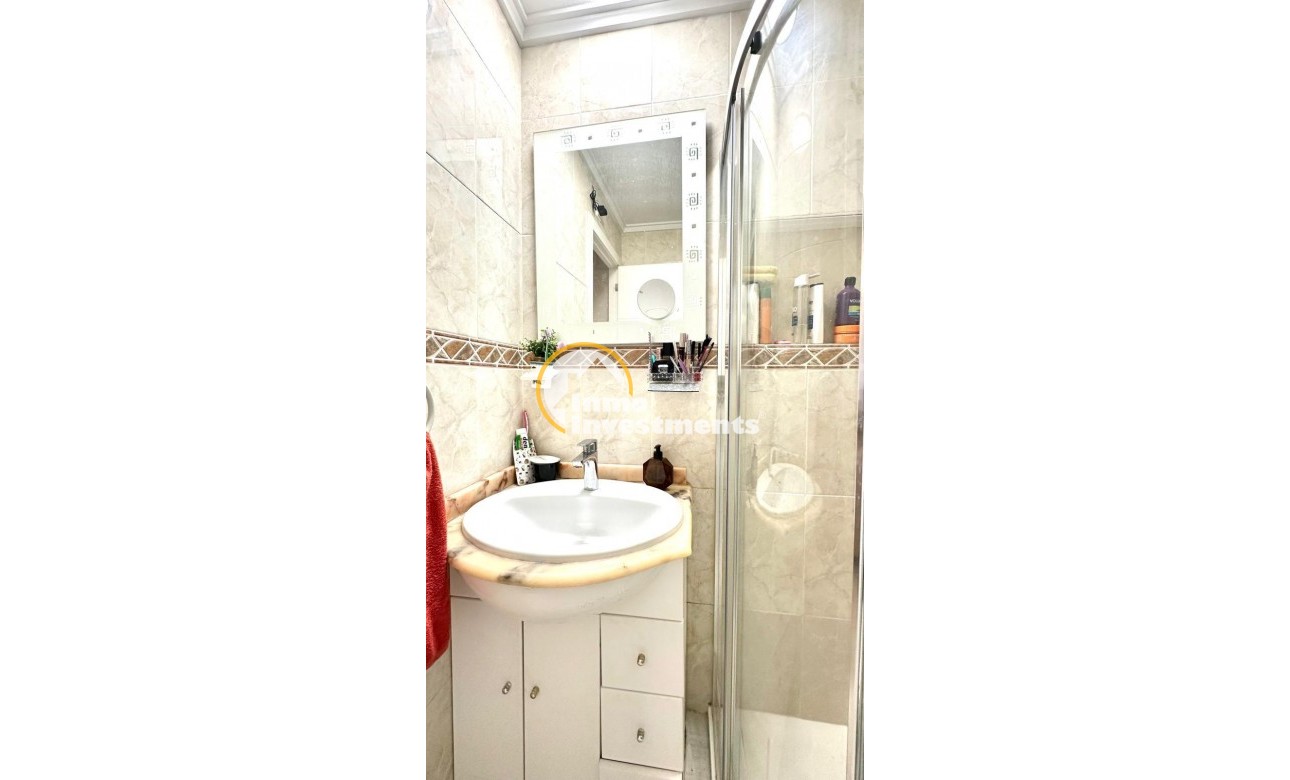 Reventa - Chalet independiente - Orihuela Costa - La Regia