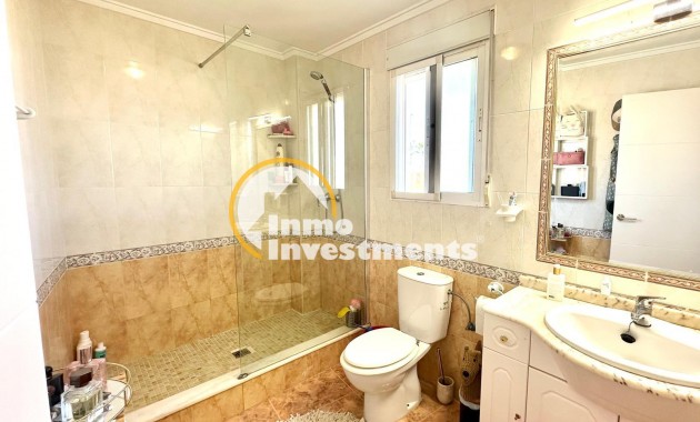 Reventa - Chalet independiente - Orihuela Costa - La Regia