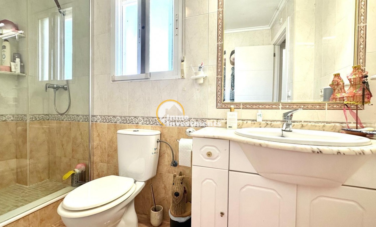 Reventa - Chalet independiente - Orihuela Costa - La Regia