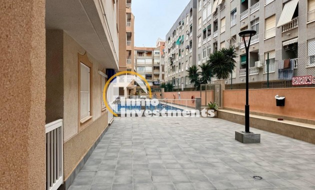 Reventa - Apartamento - Torrevieja - Acequion