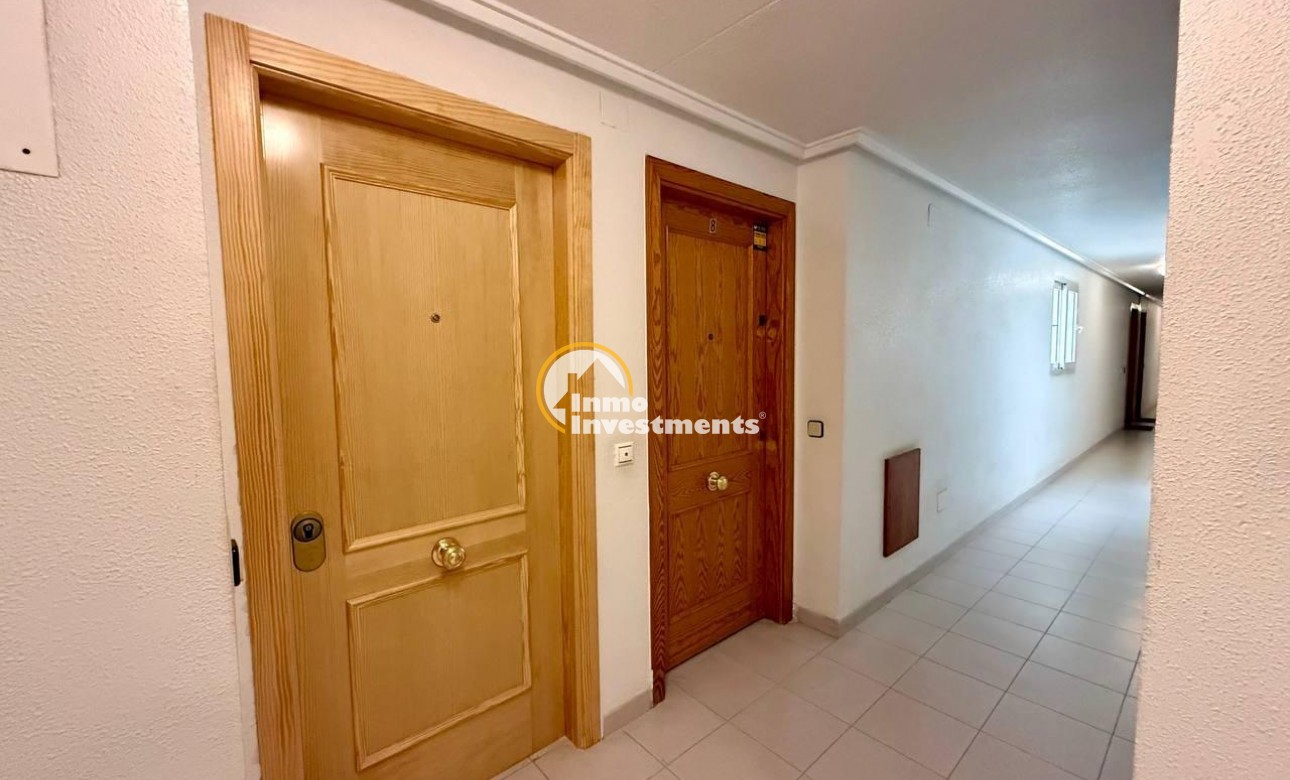 Reventa - Apartamento - Torrevieja - Acequion