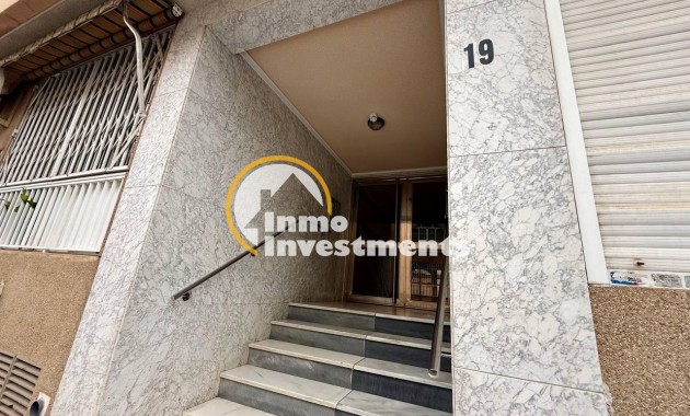 Reventa - Apartamento - Torrevieja - Acequion