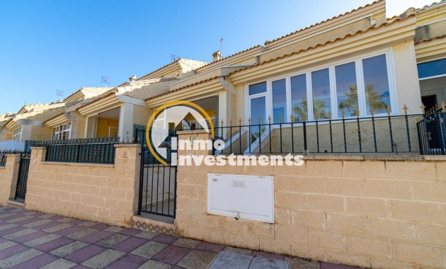 Reventa - Chalet adosado - Torrevieja - Punta Prima