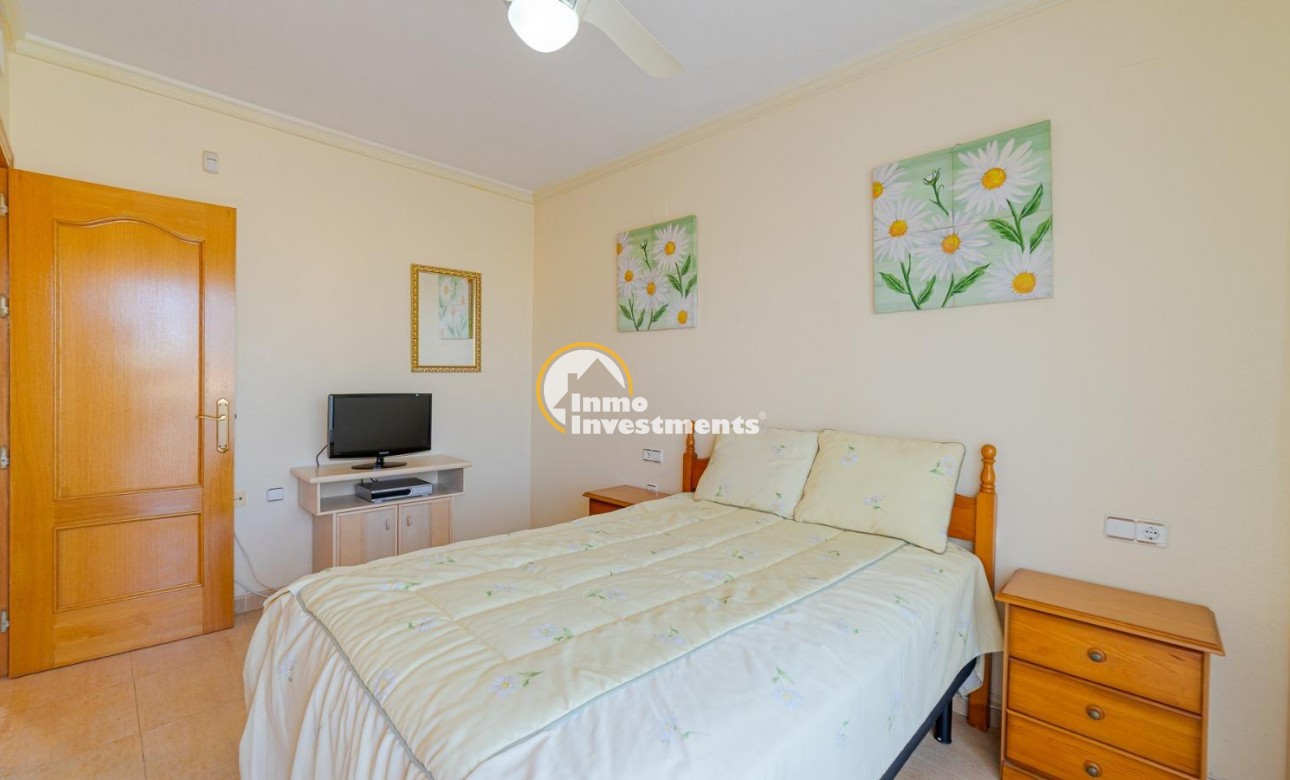 Reventa - Chalet adosado - Torrevieja - Punta Prima