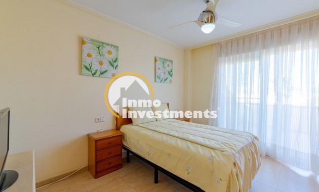 Reventa - Chalet adosado - Torrevieja - Punta Prima
