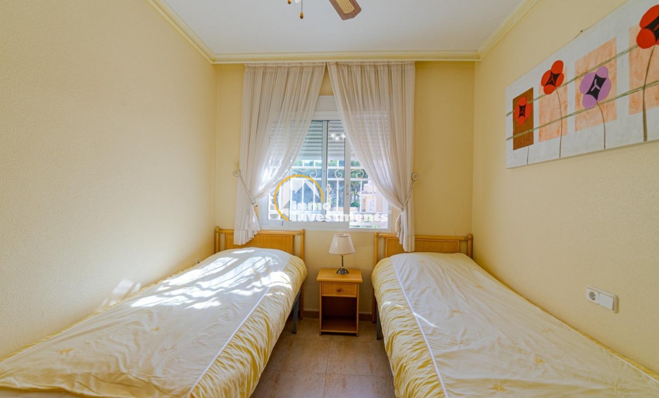 Reventa - Chalet adosado - Torrevieja - Punta Prima