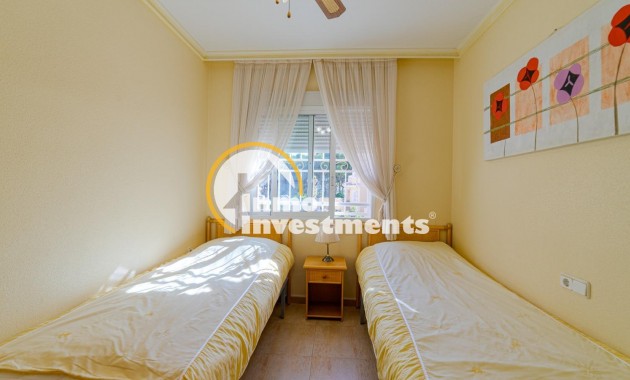 Reventa - Chalet adosado - Torrevieja - Punta Prima