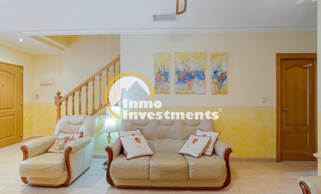 Reventa - Chalet adosado - Torrevieja - Punta Prima