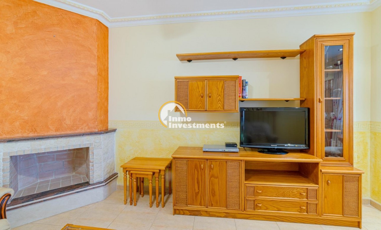 Reventa - Chalet adosado - Torrevieja - Punta Prima