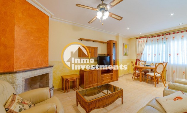 Reventa - Chalet adosado - Torrevieja - Punta Prima