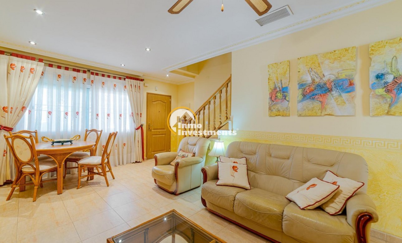 Reventa - Chalet adosado - Torrevieja - Punta Prima