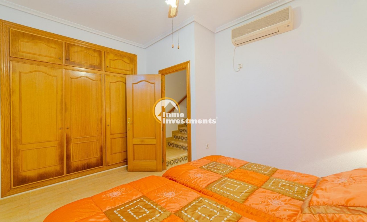 Reventa - Chalet adosado - Torrevieja - Punta Prima