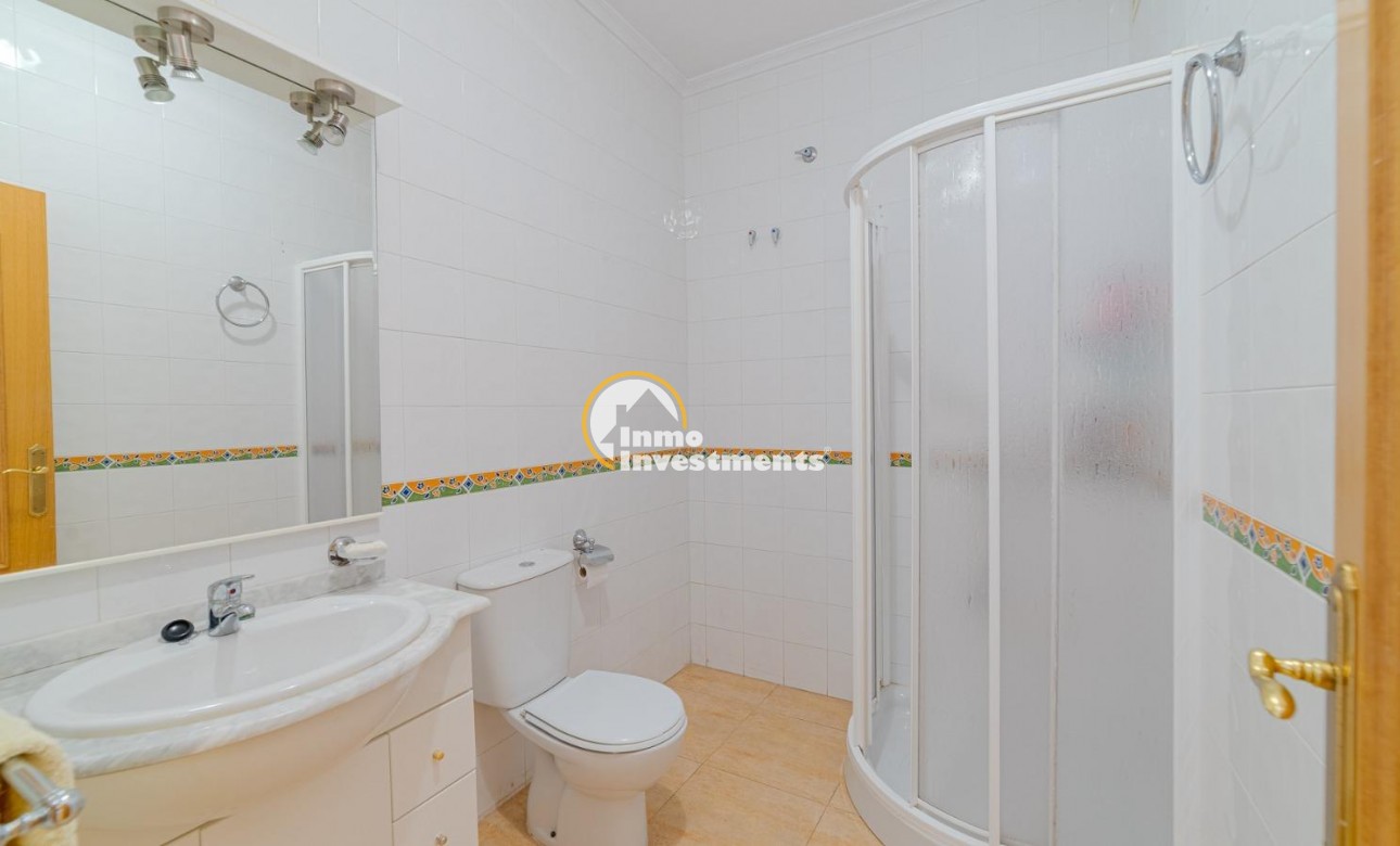 Reventa - Chalet adosado - Torrevieja - Punta Prima