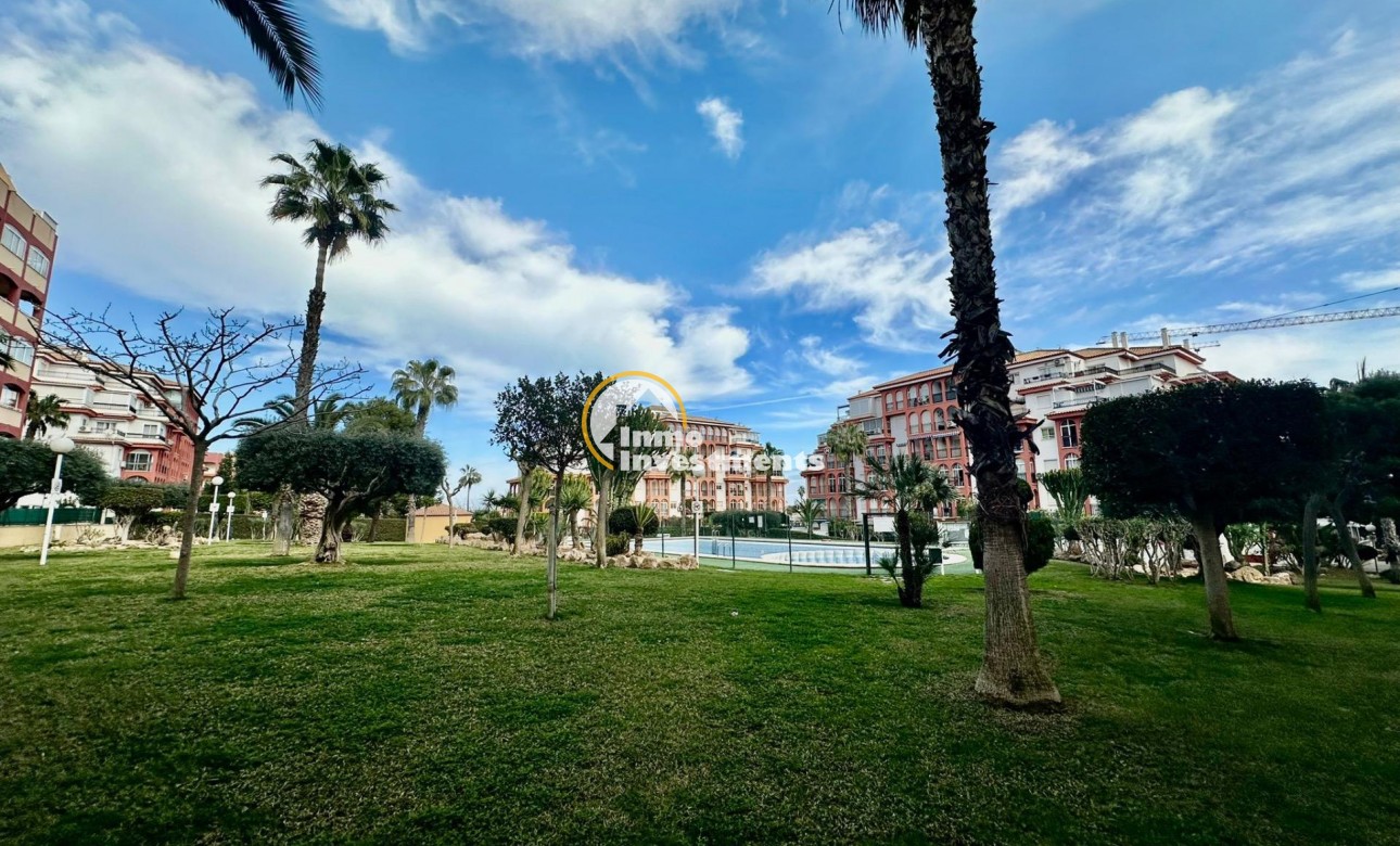 Resale - Apartment - Torrevieja - Torreblanca