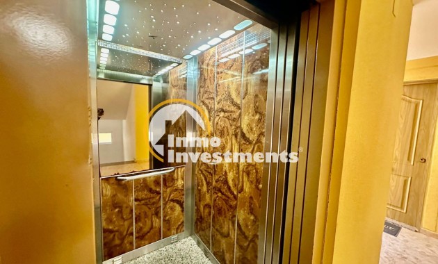 Resale - Apartment - Torrevieja - Torreblanca