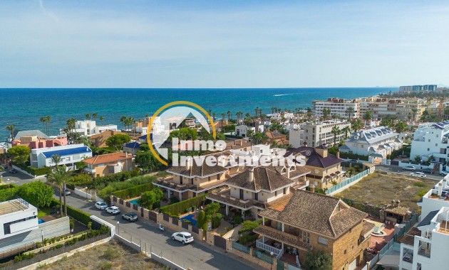 Reventa - Chalet independiente - Torrevieja - La Veleta