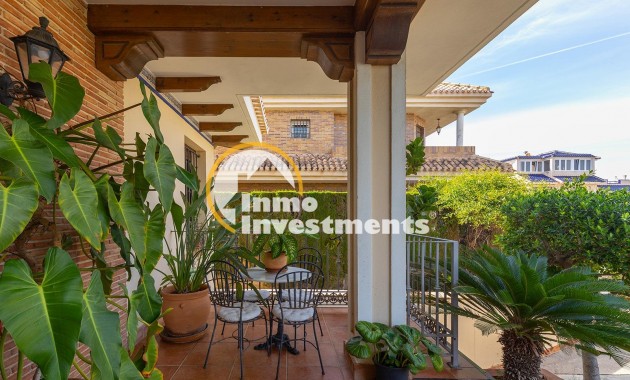 Reventa - Chalet independiente - Torrevieja - La Veleta