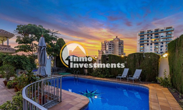 Reventa - Chalet independiente - Torrevieja - La Veleta